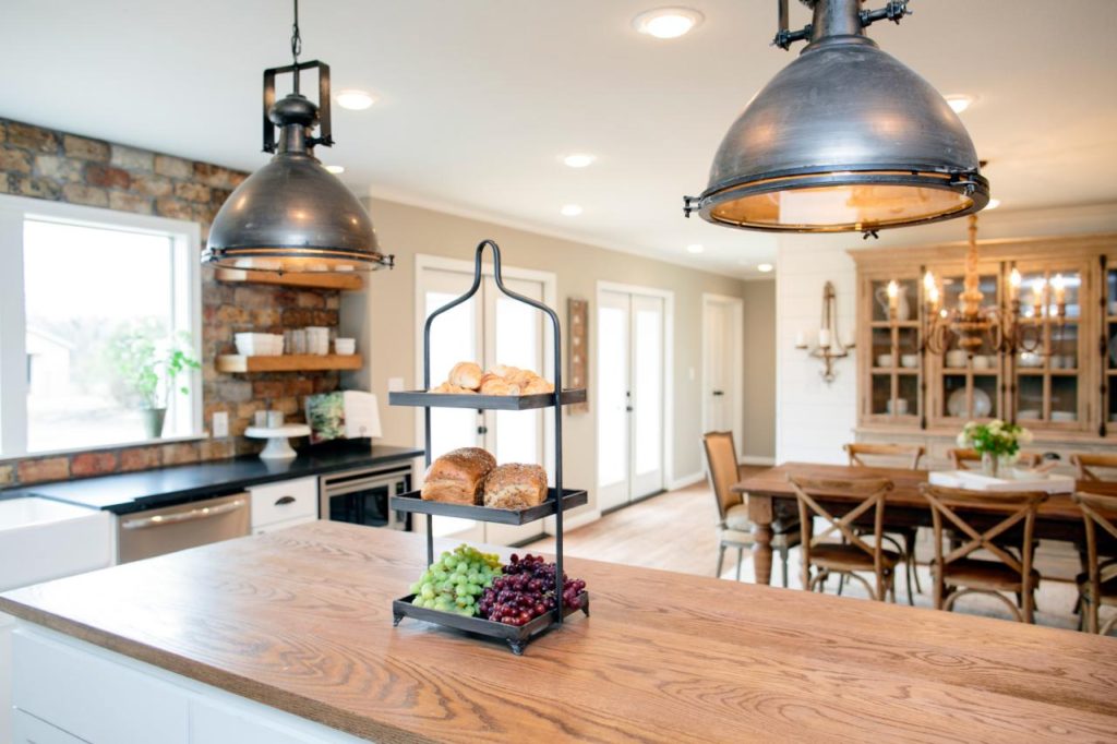 6 ways to add fixer upper style to your home | construction2style