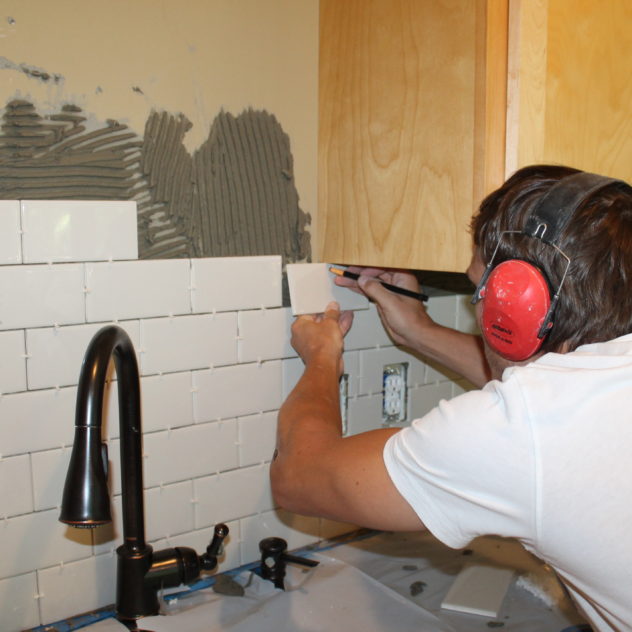 kitchen backsplash, white subway tile | construction2style