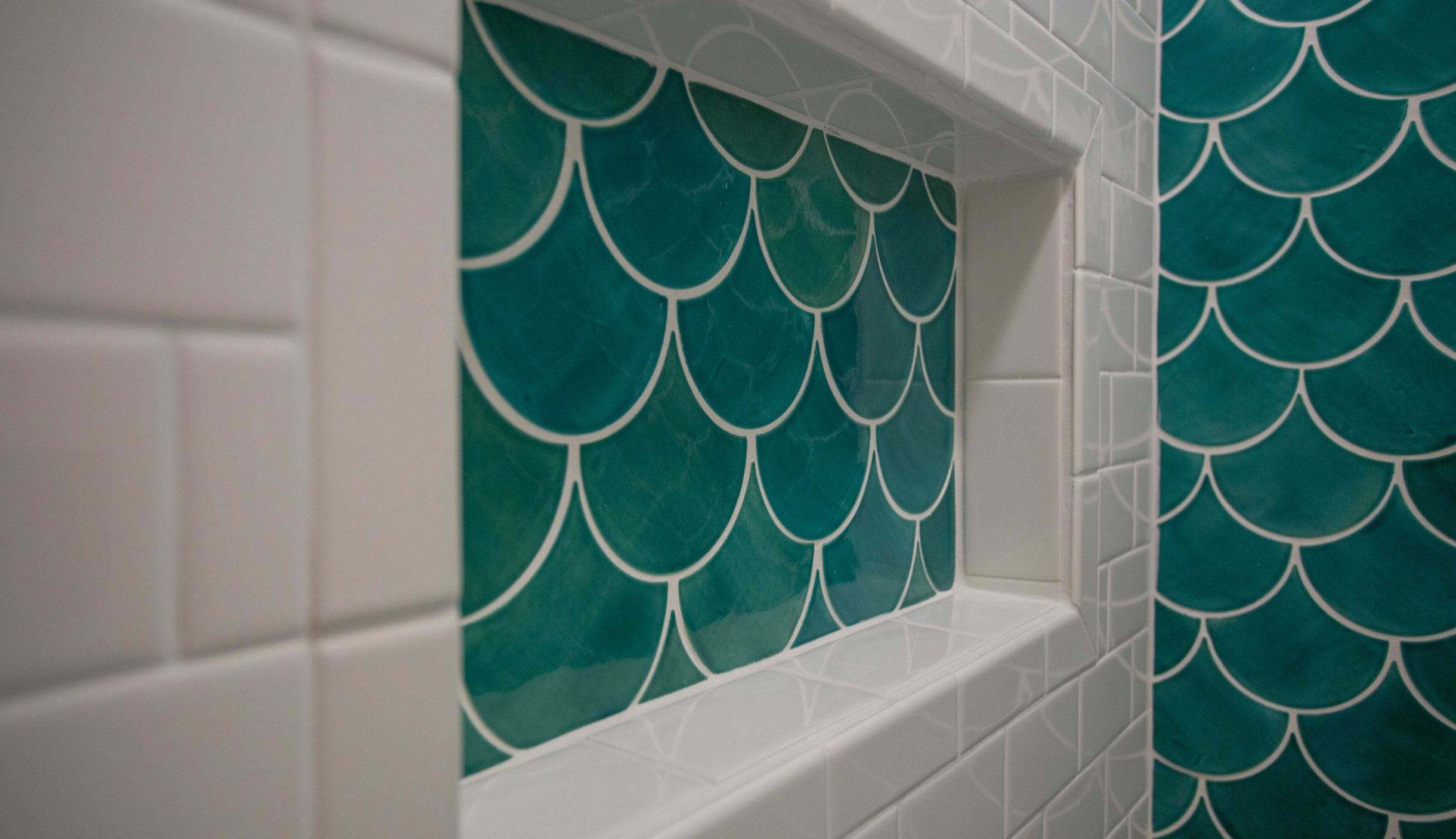 moroccan fish scale shower tile
