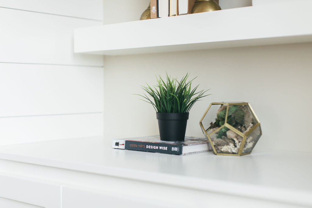 How to Style Your Shelves in 4 Steps 6