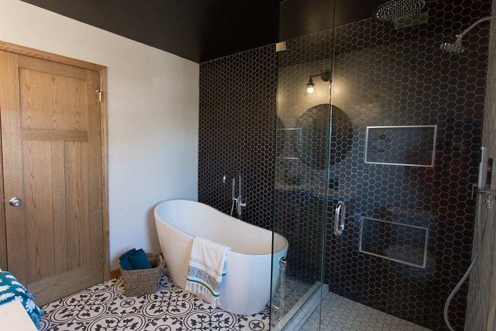Modern Design with a Wet Room Feel 16