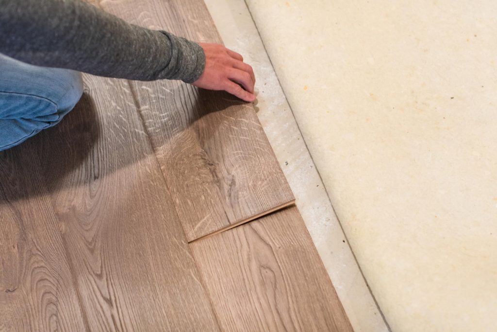 laying pergo wheaton oak flooring | construction2style