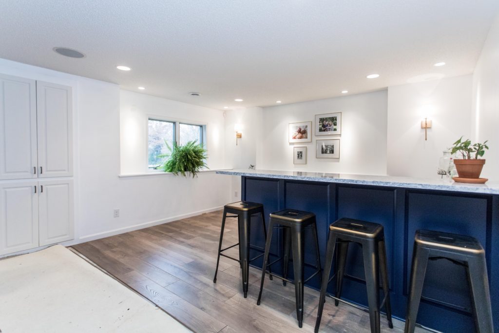basement bar with pergo wheaton oak flooring | construction2style