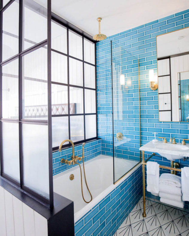 8 Tricks To Steal From Hotel Bathrooms | Construction2style