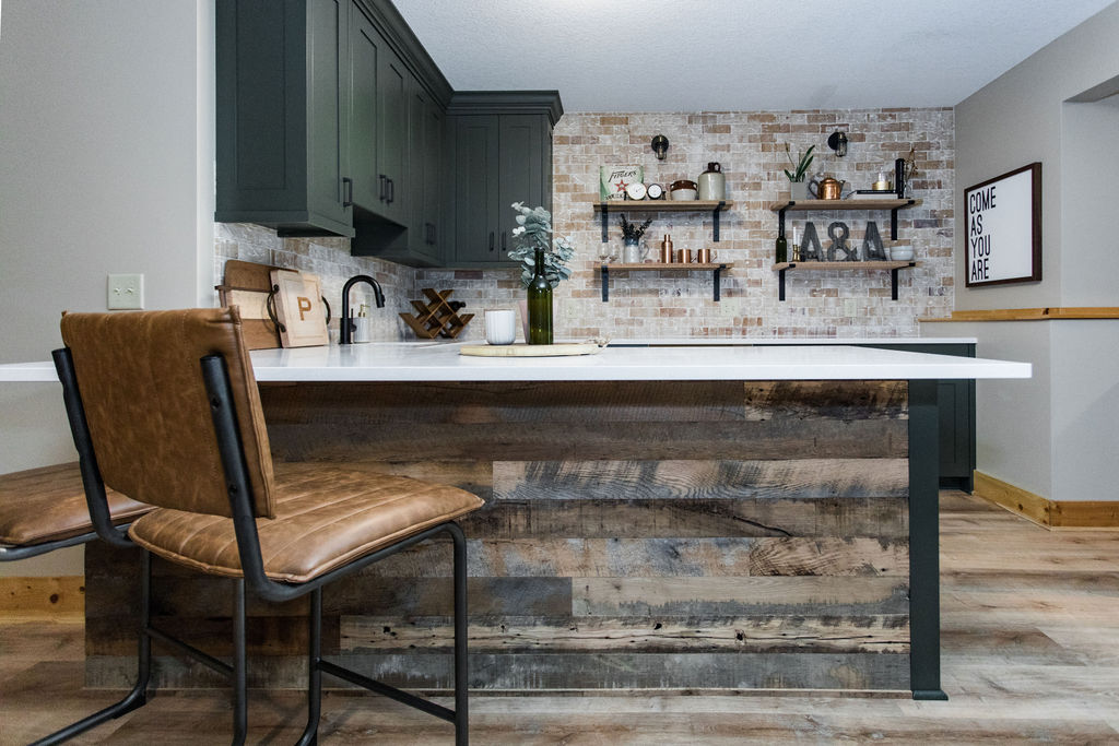 Counter & Bar Stool Round Up | construction2style