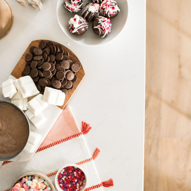 How to Make Valentine's Day Hot Chocolate Bombs 1