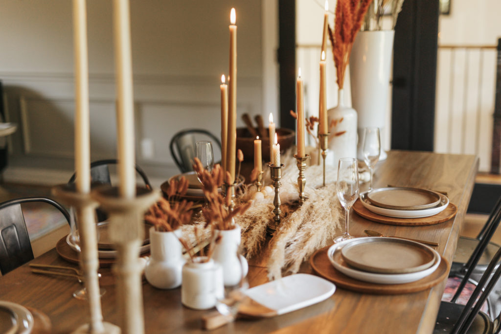 8 Cool Ideas for Creating a Meaningful Thanksgiving Table 4