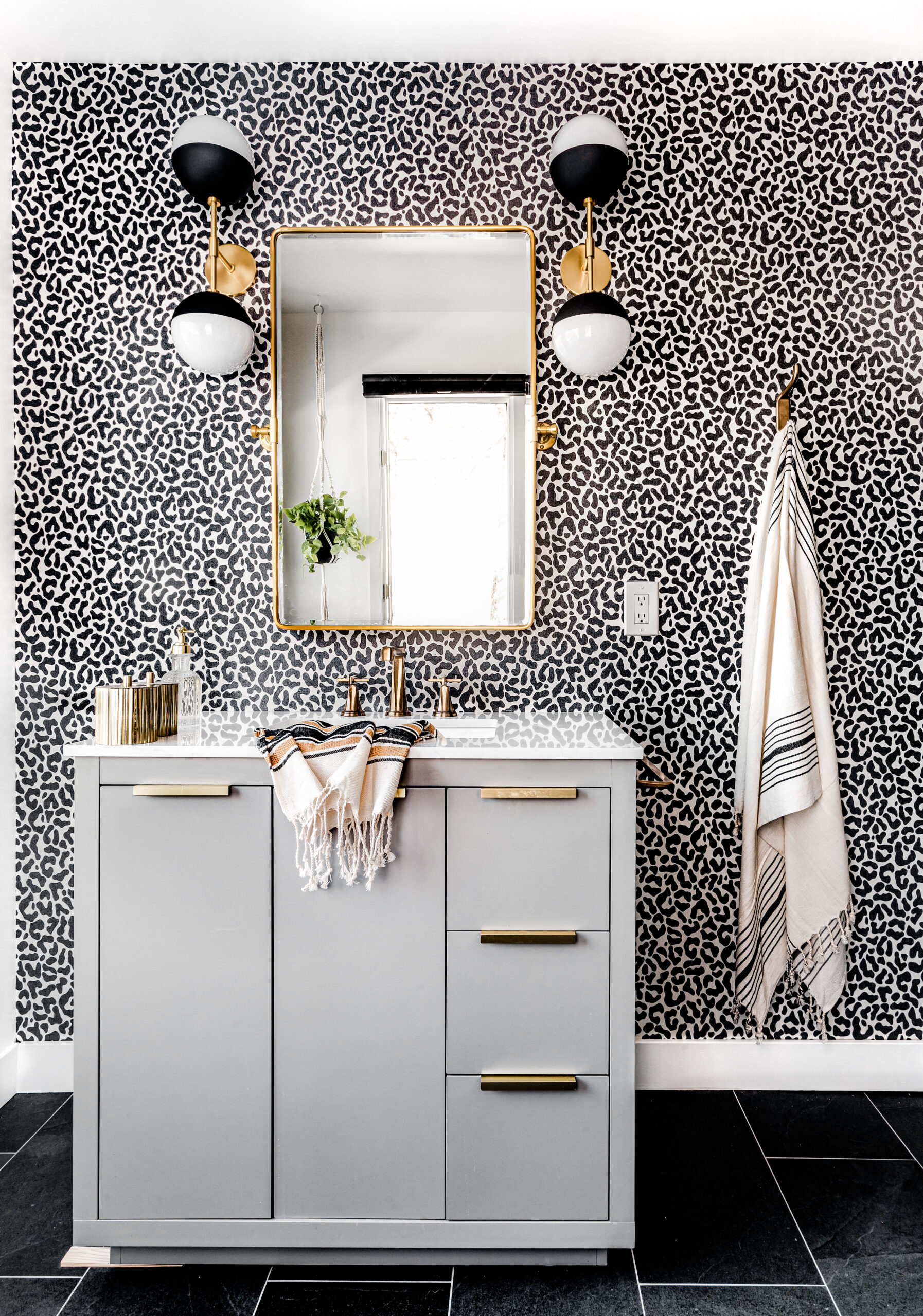 best wallpaper ideas for your bathroom