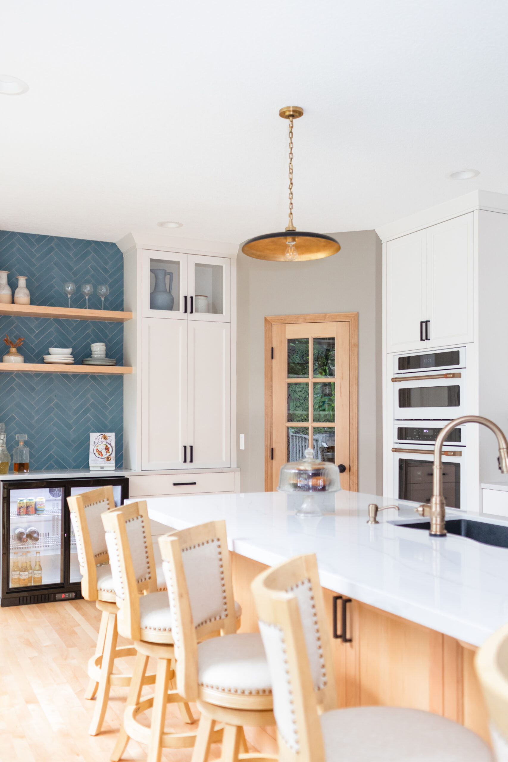 5 Creative Places to Incorporate a Hidden Microwave 41