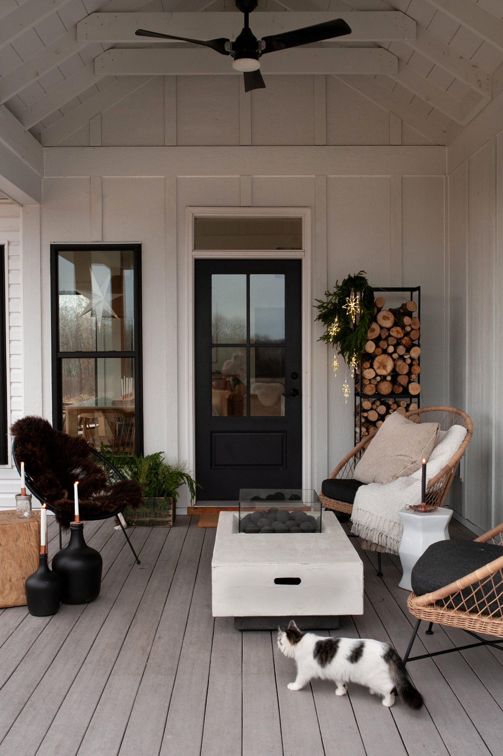 Scandinavian minimalism - wood, light colors, metals - on the porch