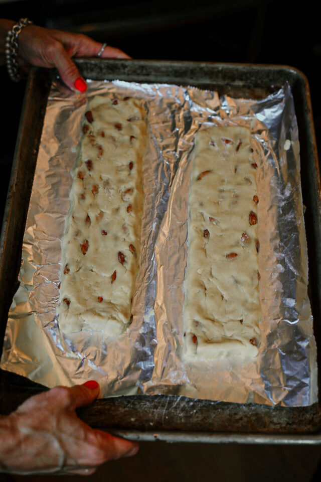 logs are formed on the baking sheet | ready to bake | Cantucci vs Biscotti 